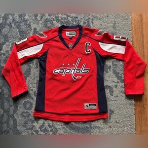 Reebok Red Women’s Capitals Ovechkin Jersey, size Small